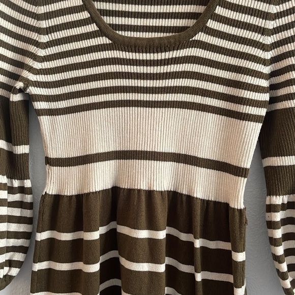 Mini Sweater Dress - Picture 8 of 8